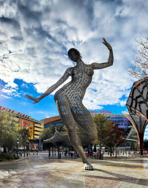 Luma Al-Janabi – The Dancing Woman