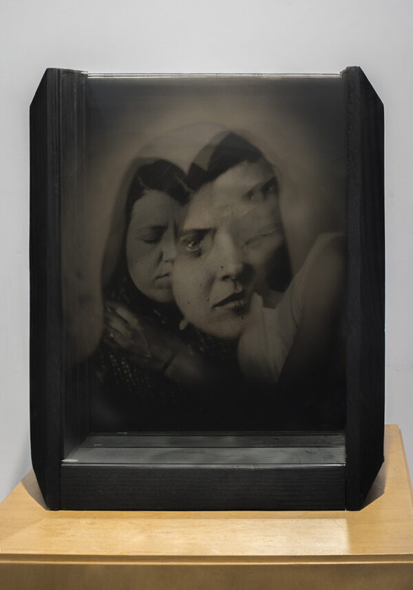 Mary Carter Simmons and Les Andrew , both 25
