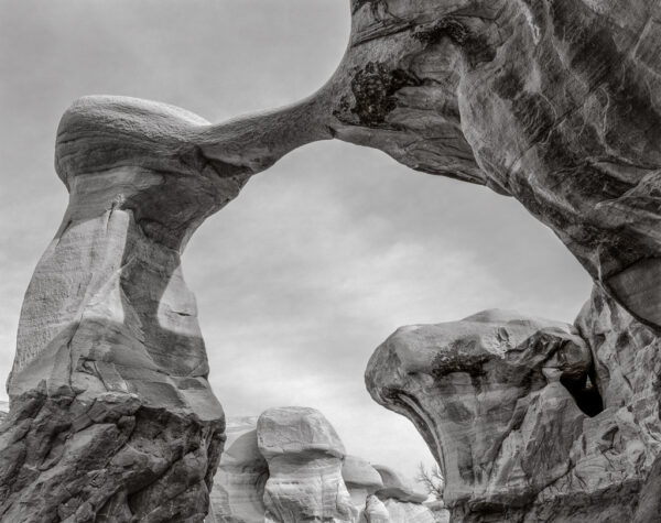 Metate Arch