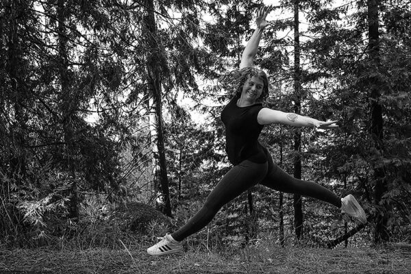Kimberly Proud – Jumping for Joy