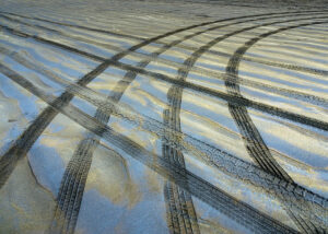 Lee Holmes - Tracks in the Sand