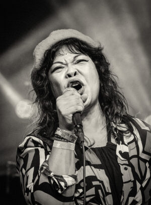 Mae Flores