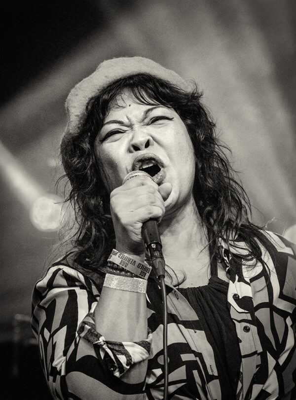 Mae Flores