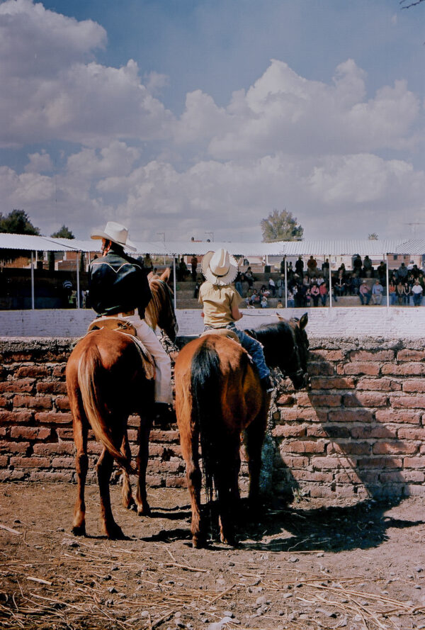 Sombras del Mismo Sombrero