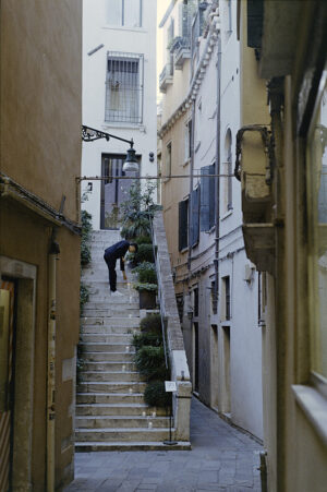 Collier Gierke - Candlelit Steps, Venice