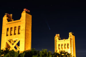 Antonia Tapia - Comet Tscuchinshen- ATLAS