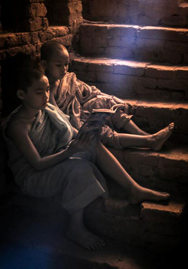image-cave-temple-monks-reading-bagan-myanmar_c-11_jim-faria